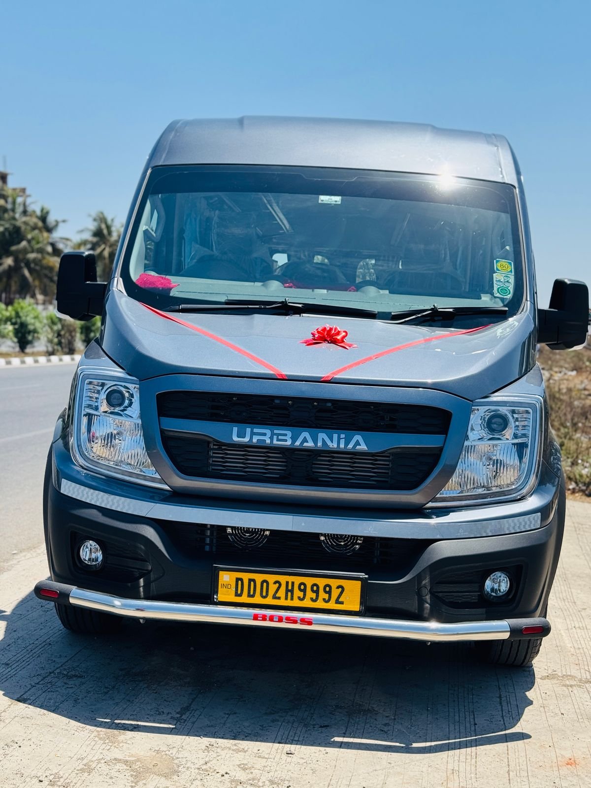 Somnath Tempo Traveller 2